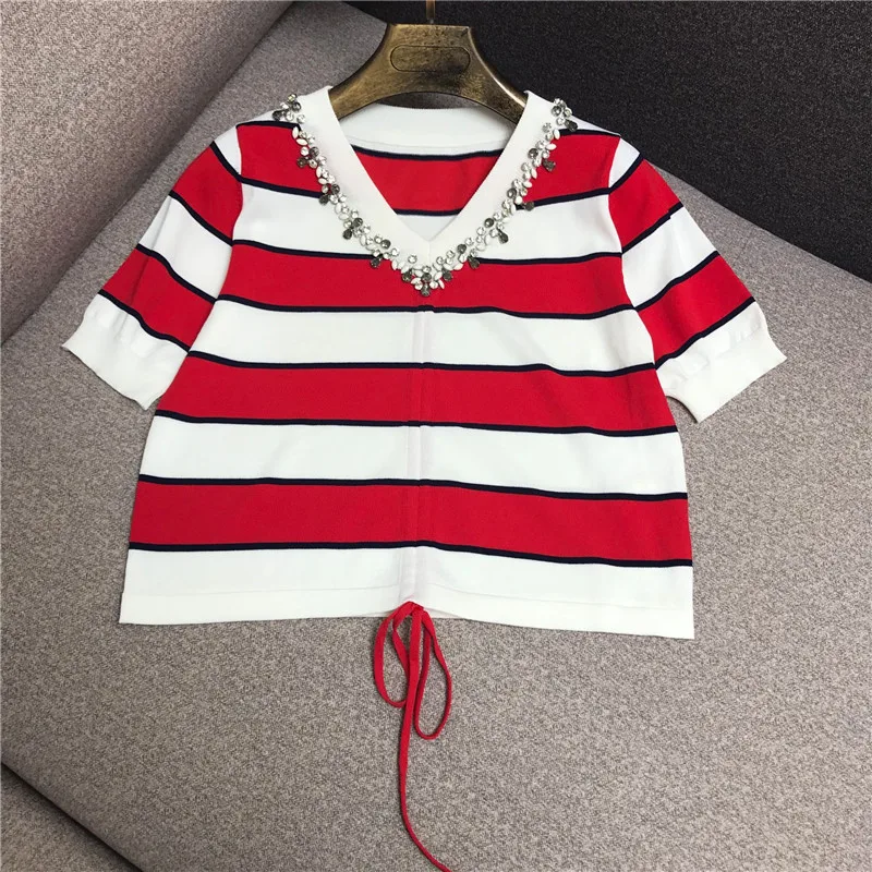 Luxury Designer Brand Knitted Top for Women V Neck Short Sleeve Beading Diamond Contrast Striped Knitted Pullovers
Luxury Designer Brand Knitted Top for Women V Neck Short Sleeve Beading Diamond Contrast Striped Knitted Pullovers