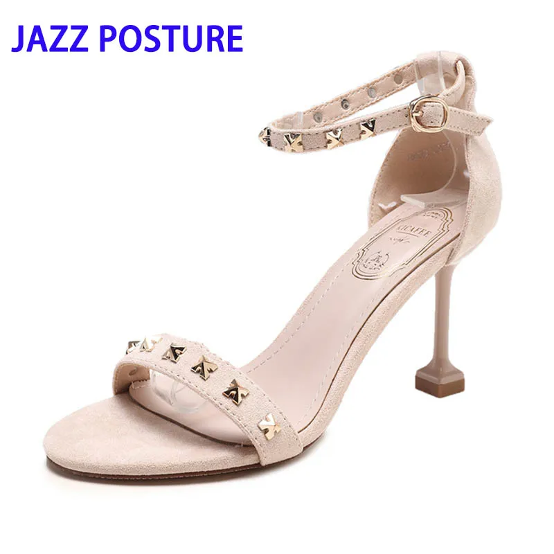 Shoes women's summer new women's high heel sandals sexy open toe ladies suede sandals rivets decorated a word buckle y101
Shoes women's summer new women's high heel sandals sexy open toe ladies suede sandals rivets decorated a word buckle y101