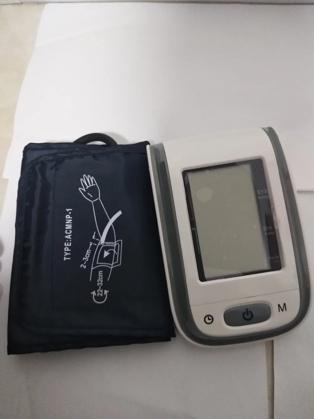 Tensiometros Digital Upper Arm Blood Pressure Monitor tonometer Sphygmomanometer Electronic Pulse Meter
Tensiometros Digital Upper Arm Blood Pressure Monitor tonometer Sphygmomanometer Electronic Pulse Meter