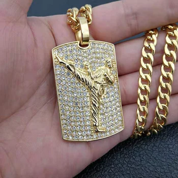 Hip Hop Rock Gold Color Stainless Steel Kung Fu Pattern Square Pendants Necklace for Men Rapper Jewelry 7mm 61cm cuban chain
Hip Hop Rock Gold Color Stainless Steel Kung Fu Pattern Square Pendants Necklace for Men Rapper Jewelry 7mm 61cm cuban chain