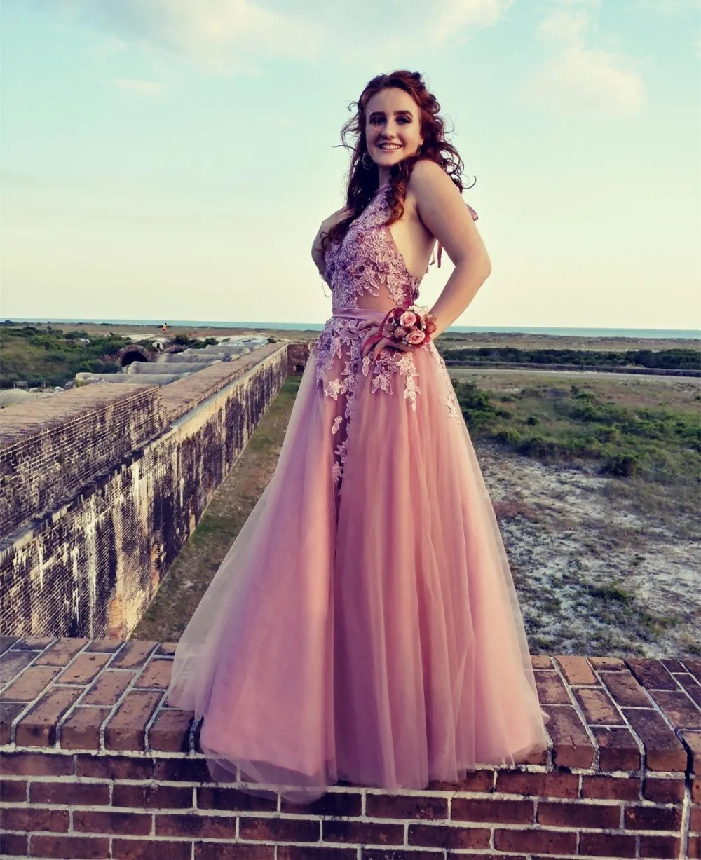 Colorful Charming Sexy Sleeveless A-Line Long Evening Dresses 2019 Halter Lace Up Appliques Floor Length Prom Dress Tailored 
Colorful Charming Sexy Sleeveless A-Line Long Evening Dresses 2019 Halter Lace Up Appliques Floor Length Prom Dress Tailored
