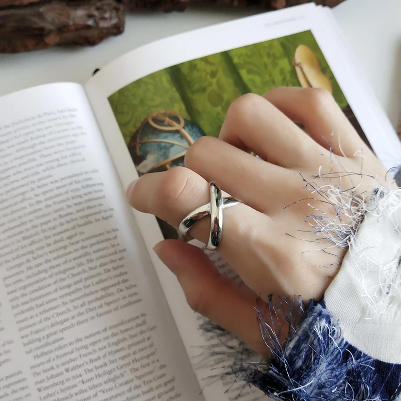 LouLeur 925 sterling silver rotate intersect rings silver cross design simple wild temperament open rings for women fine jewelry
LouLeur 925 sterling silver rotate intersect rings silver cross design simple wild temperament open rings for women fine jewelry