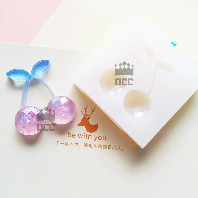 1 piece Cherry Liquid silicone mold DIY resin jewelry pendant necklace pendant mold resin molds for jewelry
1 piece Cherry Liquid silicone mold DIY resin jewelry pendant necklace pendant mold resin molds for jewelry