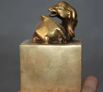 China Chinese Fengshui Brass Carved Llama Camels Animal Statue Seal Stamp signet
China Chinese Fengshui Brass Carved Llama Camels Animal Statue Seal Stamp signet