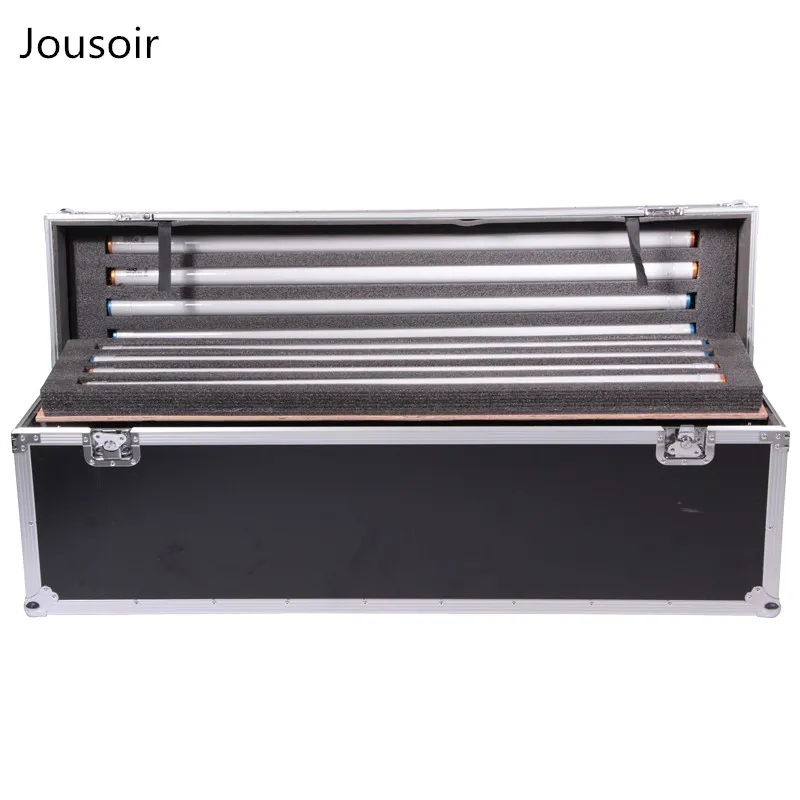 can install two sets of Kino Flo lamp holder tube, aviation box 4 feet 4 tubes, straight tube, cold light box.
can install two sets of Kino Flo lamp holder tube, aviation box 4 feet 4 tubes, straight tube, cold light box.
