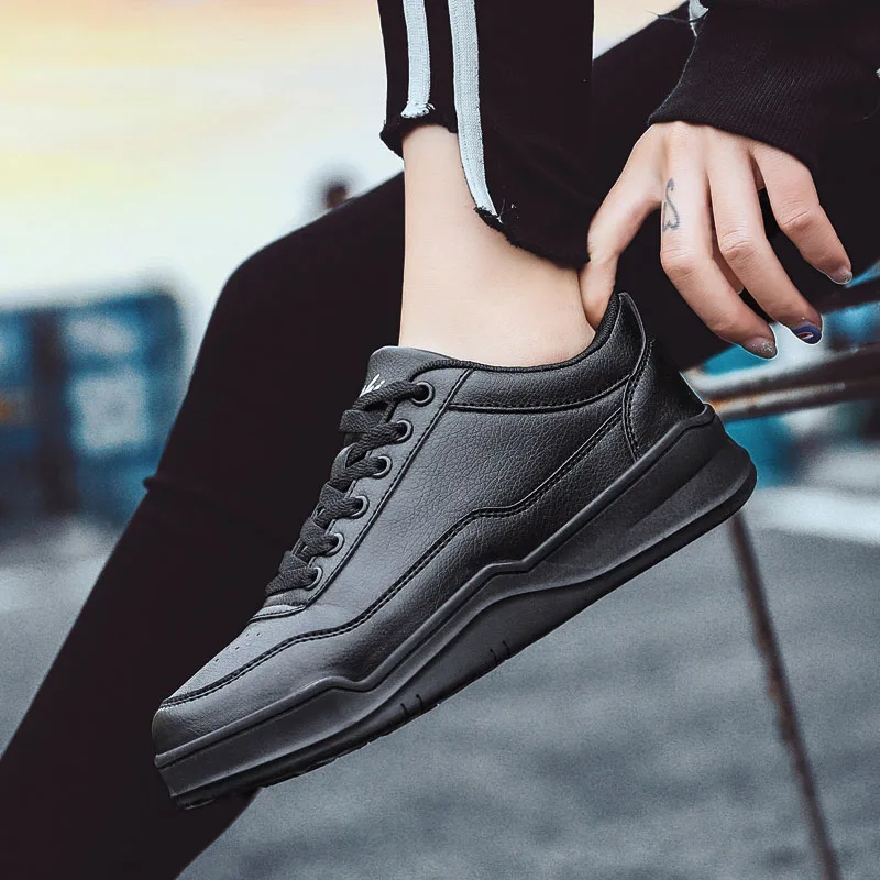 ARUONET New Black Men Casual Shoes Men Comfort White Flat Shoes Large Size Lightweight Walking Sneakers Erkek Spor Ayakkabi
ARUONET New Black Men Casual Shoes Men Comfort White Flat Shoes Large Size Lightweight Walking Sneakers Erkek Spor Ayakkabi