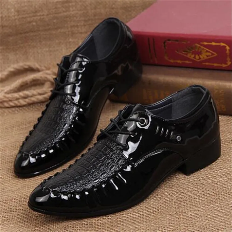 DIWEINI 2019 New Shoes Men Breathable PU Leather Shoes Rubber Formal Dress Shoes Male Office Party Wedding Shoes Mocassins D3237
DIWEINI 2019 New Shoes Men Breathable PU Leather Shoes Rubber Formal Dress Shoes Male Office Party Wedding Shoes Mocassins D3237