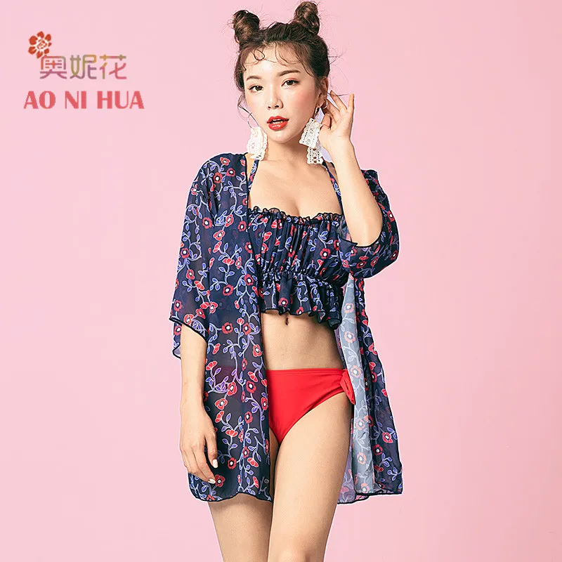 AONIHUA 2018 New 3pcs Women Ruffles Halter Bikini set with cover up Push up swimsuit Print Floral Swimwear female bathing suit
AONIHUA 2018 New 3pcs Women Ruffles Halter Bikini set with cover up Push up swimsuit Print Floral Swimwear female bathing suit