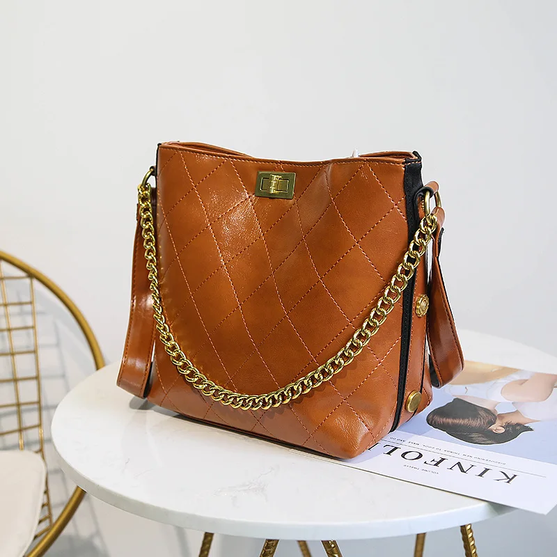Chu JJ Fashion Chains Women's Leather Handbags Vintage Plaid Shoulder CrossBody Bags For Women Bucket Bags Lady
Chu JJ Fashion Chains Women's Leather Handbags Vintage Plaid Shoulder CrossBody Bags For Women Bucket Bags Lady