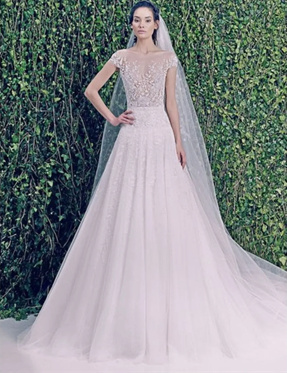 Beautiful Style 2016 New Scalloped Cap Short Sleeve A-Line Long Wedding Bridal Gowns Floor-Length Court Train Wedding Dresses
Beautiful Style 2016 New Scalloped Cap Short Sleeve A-Line Long Wedding Bridal Gowns Floor-Length Court Train Wedding Dresses