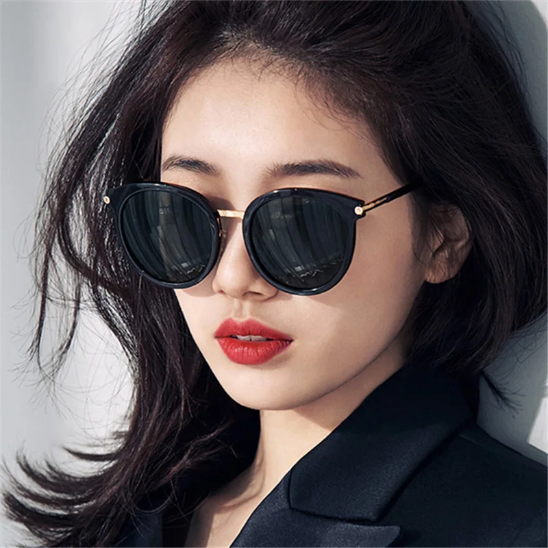 2019 New fashion Ladies Retro Round Eye Women Sunglasses Tinted Color Lens Black Big frame Popular Classic Sun Glasses
2019 New fashion Ladies Retro Round Eye Women Sunglasses Tinted Color Lens Black Big frame Popular Classic Sun Glasses