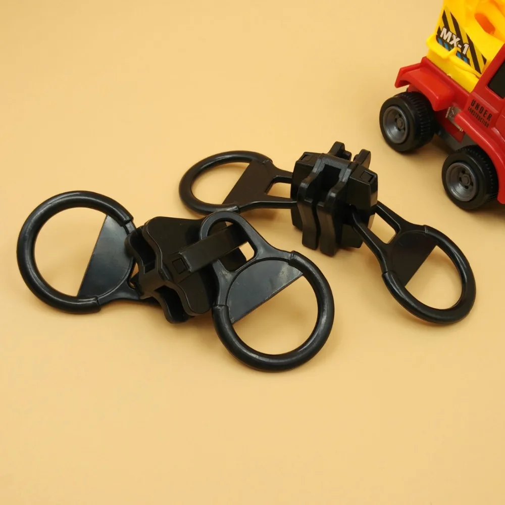 New 20# Big Size Black POM Plastic Zipper Slider For Resin Zipper Double Puller Pulls 4pcs Diy Fix Repair a Zipper Accessories
New 20# Big Size Black POM Plastic Zipper Slider For Resin Zipper Double Puller Pulls 4pcs Diy Fix Repair a Zipper Accessories