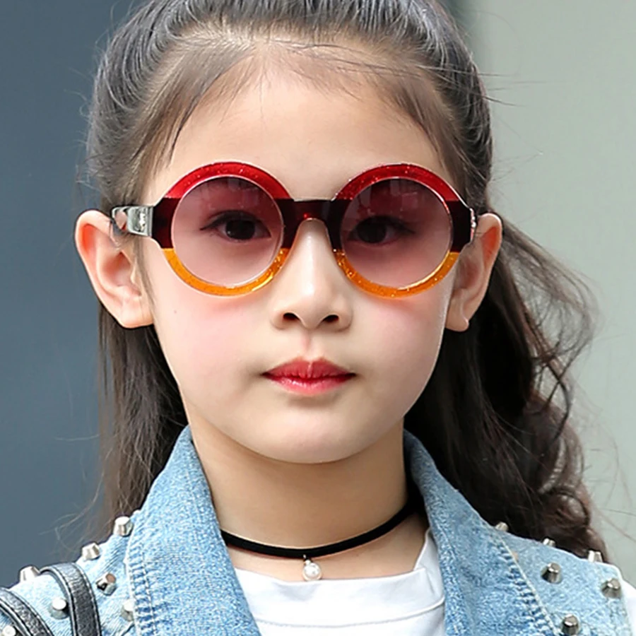 Kids Sunglasses Fashion Brand Designer Sun Glasses Boys&Girls Baby Suitable For Children Aged 5-12 Gradient F102
Kids Sunglasses Fashion Brand Designer Sun Glasses Boys&Girls Baby Suitable For Children Aged 5-12 Gradient F102