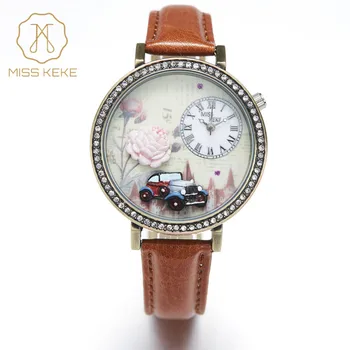 3d Clay Retro Car Floral Rose Design Vintage Rhinestone Watches Miss Keke Relogio Feminino Ladies Women Leather Wristwatch 1814
3d Clay Retro Car Floral Rose Design Vintage Rhinestone Watches Miss Keke Relogio Feminino Ladies Women Leather Wristwatch 1814