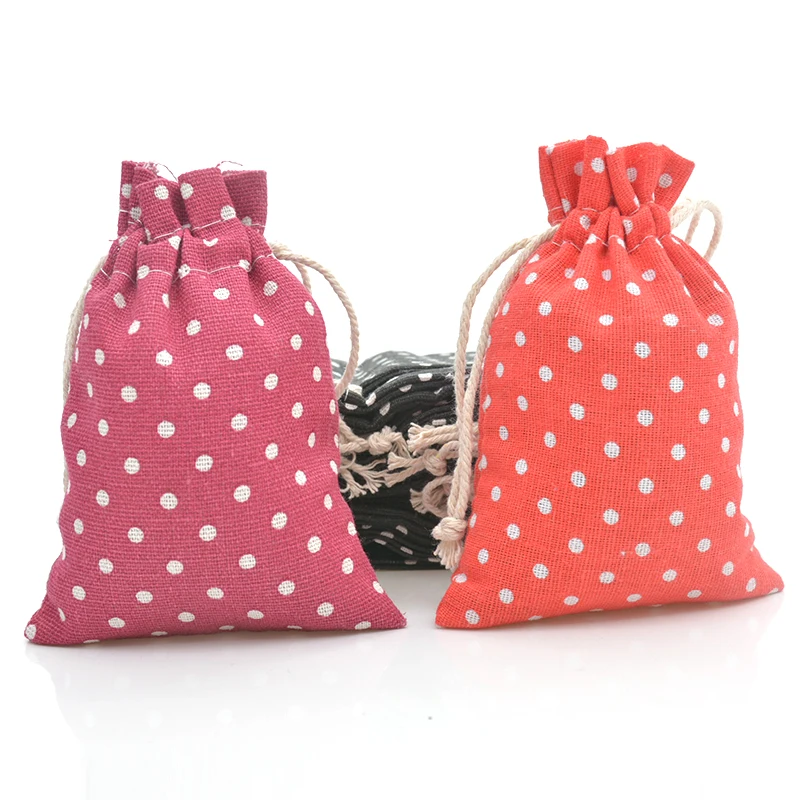 200pcs Polka Dot Cotton Linen Gift Candy Bag Jute Drawstring Gift Pouch Bags for Wedding Party Favors Jewelry Packaging Bag
200pcs Polka Dot Cotton Linen Gift Candy Bag Jute Drawstring Gift Pouch Bags for Wedding Party Favors Jewelry Packaging Bag