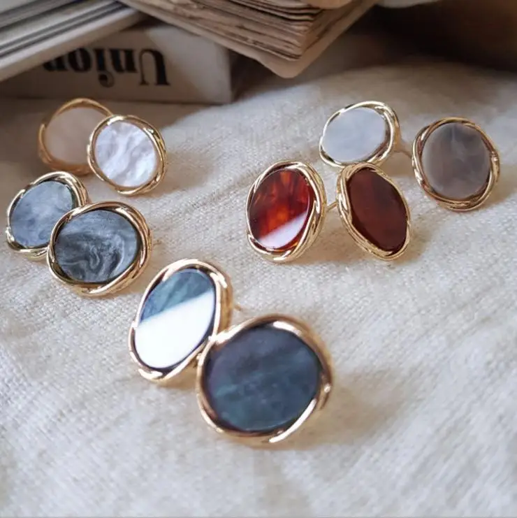 2018 New Fashion Vintage stone Imitation Stud Earrings Temperament Personality Wild Geometric Punk Pendientes For Women
2018 New Fashion Vintage stone Imitation Stud Earrings Temperament Personality Wild Geometric Punk Pendientes For Women