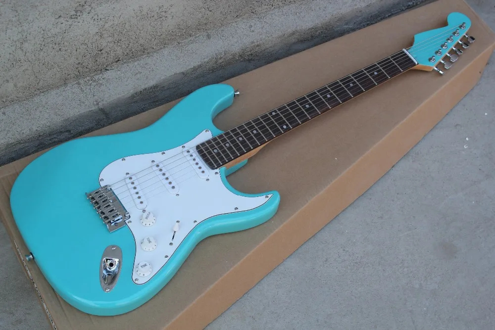 Free Shipping China Custom new Guitar reversed headstock and matching the blue body color ST Electric Guitar 158
Free Shipping China Custom new Guitar reversed headstock and matching the blue body color ST Electric Guitar 158
