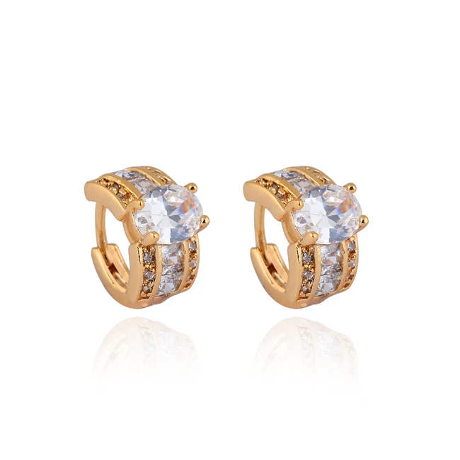 GUSSIARRO Wholesale Delicate Gold-Color Clear Oval Cubic Zirconia Hoop Women Earrings No Nickel
GUSSIARRO Wholesale Delicate Gold-Color Clear Oval Cubic Zirconia Hoop Women Earrings No Nickel