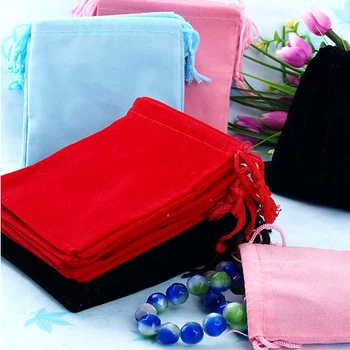 Wholesale 100Pcs Mix Color 10x12cm Velvet Bag/Jewelry Bag/Velvet pouch,Christmas/Wedding Gift Bag #90004
Wholesale 100Pcs Mix Color 10x12cm Velvet Bag/Jewelry Bag/Velvet pouch,Christmas/Wedding Gift Bag #90004