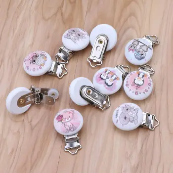 5pcs Metal Wooden Baby Pacifier Clips Cartton Mixed Pattern Holders Cute Infant Soother Clasps Holders Funny Accessories
5pcs Metal Wooden Baby Pacifier Clips Cartton Mixed Pattern Holders Cute Infant Soother Clasps Holders Funny Accessories