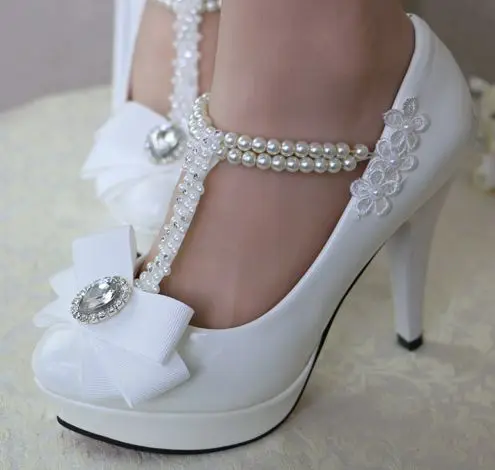 Newest design women white wedding shoe bow beading pearl strap delicate 100% handmade low high heels proms dress shoe
Newest design women white wedding shoe bow beading pearl strap delicate 100% handmade low high heels proms dress shoe