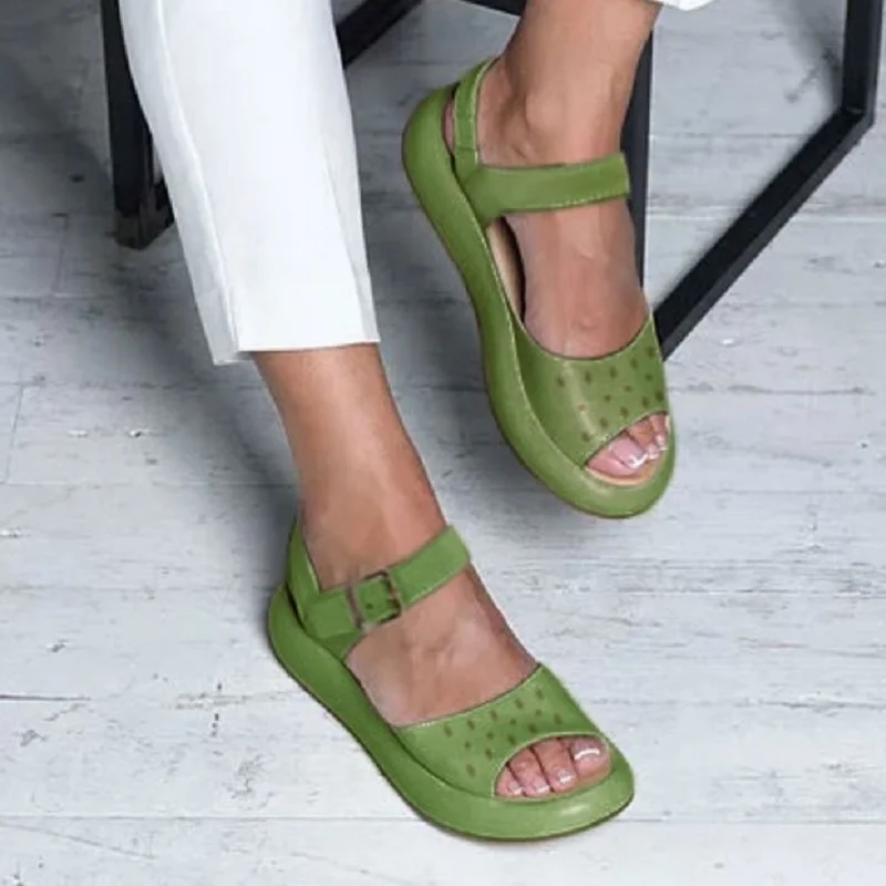 Summer women flat sandals gladiator pu leather open toe sexy ladies shoes platform roman beach sandals big size sandalias
Summer women flat sandals gladiator pu leather open toe sexy ladies shoes platform roman beach sandals big size sandalias