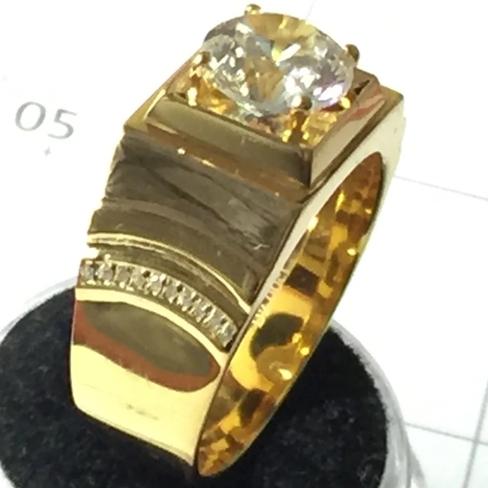 Yellow Gold Color Amazing Sterling Silver Jewelry Man Ring 2CT NSCD Simulated Diamonds Ring for Male Engagement Jewellery 925
Yellow Gold Color Amazing Sterling Silver Jewelry Man Ring 2CT NSCD Simulated Diamonds Ring for Male Engagement Jewellery 925