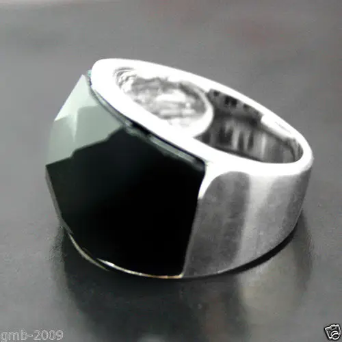 7*20mm VINTAGE NATURAL FACETED BLACK Natural jade ONYX 925 SILVER RING SIZE 7/8/9/10
7*20mm VINTAGE NATURAL FACETED BLACK Natural jade ONYX 925 SILVER RING SIZE 7/8/9/10