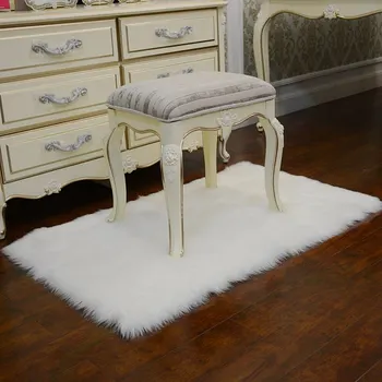 High quality imitation wool carpet sofa cushion floating window long shaggy hair rug livingroom bedroom tapetes tea table mat
High quality imitation wool carpet sofa cushion floating window long shaggy hair rug livingroom bedroom tapetes tea table mat