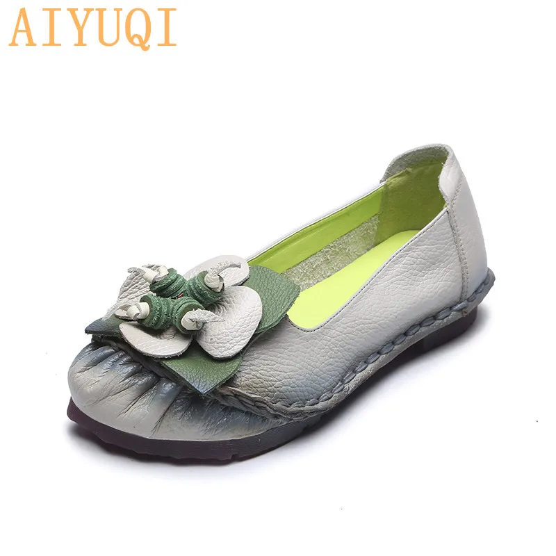AIYUQI Shoes women casual ladies flat 2020 new loafers women shoes genuine leather Casual national wind flower
AIYUQI Shoes women casual ladies flat 2020 new loafers women shoes genuine leather Casual national wind flower