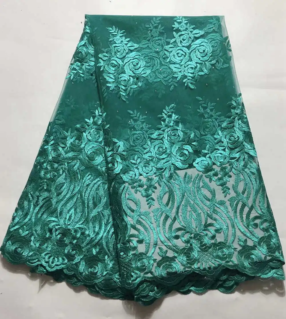 Latest Guipure Nigerian Lace Fabrics With Stone Beaded African Lace Fabric High Quality Mesh French Net Lace Fabric B79040101S
Latest Guipure Nigerian Lace Fabrics With Stone Beaded African Lace Fabric High Quality Mesh French Net Lace Fabric B79040101S