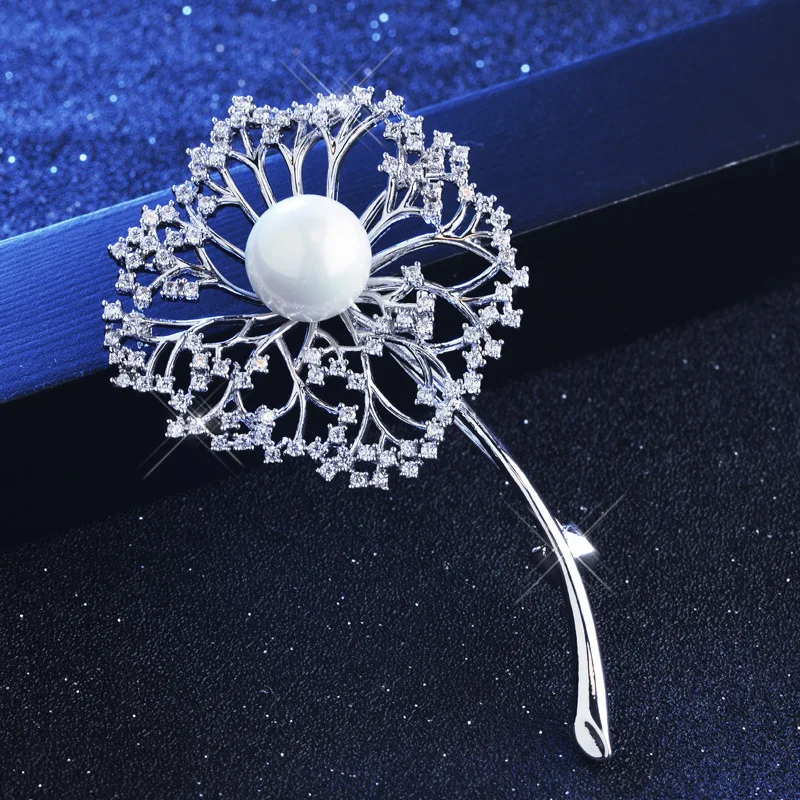Tisvina Dandelion Flower Pearl Brooches Women Fine jewelry Brooch pins pendant Dual-use High quality Zircon Banquet Wedding New
Tisvina Dandelion Flower Pearl Brooches Women Fine jewelry Brooch pins pendant Dual-use High quality Zircon Banquet Wedding New