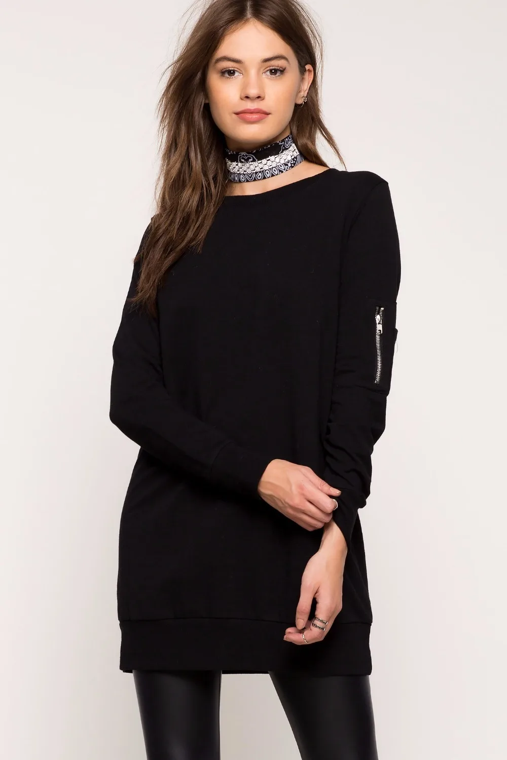 2019 Spring Women Sweatshirt Long Sleeve Kpop Hoodies Women Top Oversized Black Gray Maxi Tops Streetwear Top Femme Pullover
2019 Spring Women Sweatshirt Long Sleeve Kpop Hoodies Women Top Oversized Black Gray Maxi Tops Streetwear Top Femme Pullover