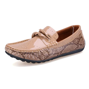 New Fashion Carved Knot Snakeskin Pattern Men Loafers Summer Slip On Style Flat With Handmade Male Driving Shoes
New Fashion Carved Knot Snakeskin Pattern Men Loafers Summer Slip On Style Flat With Handmade Male Driving Shoes