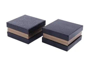 24pcs/lot Black Square Cufflinks Tie Clip Set Boxes 78x78x43mm Cuff Links Tie Pin/Bar Set Box Men's Jewelry Gift Box Wholesale
24pcs/lot Black Square Cufflinks Tie Clip Set Boxes 78x78x43mm Cuff Links Tie Pin/Bar Set Box Men's Jewelry Gift Box Wholesale