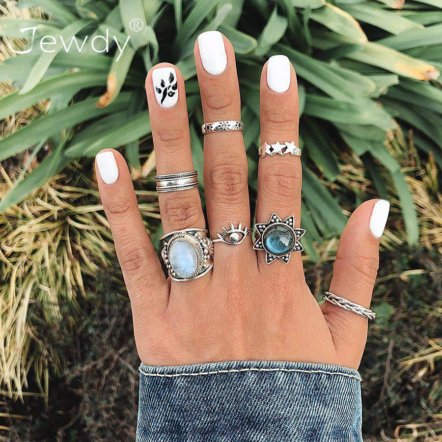 7 pcs/set Vintage Crystal Opal Stone Sun Star Knuckle Rings for Women Hollow Evil Eye Ring Party Bohemian Pattern Jewelry 2019
7 pcs/set Vintage Crystal Opal Stone Sun Star Knuckle Rings for Women Hollow Evil Eye Ring Party Bohemian Pattern Jewelry 2019