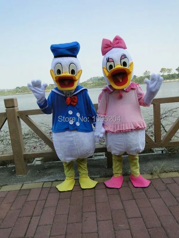 BING RUI CO High quality adult size Donald Duck Mascot Costume sales Donald and Daisy Mascot Costume Free Shipping
BING RUI CO High quality adult size Donald Duck Mascot Costume sales Donald and Daisy Mascot Costume Free Shipping