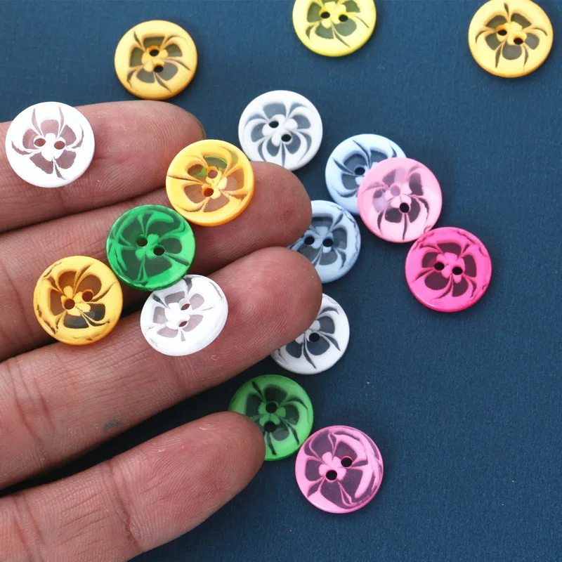 50Pcs 13.5mm resin Button Sewing Mixed Transparent Frozen FlowerFor Clothes BR-030 flat back embellishments baby romper
50Pcs 13.5mm resin Button Sewing Mixed Transparent Frozen FlowerFor Clothes BR-030 flat back embellishments baby romper