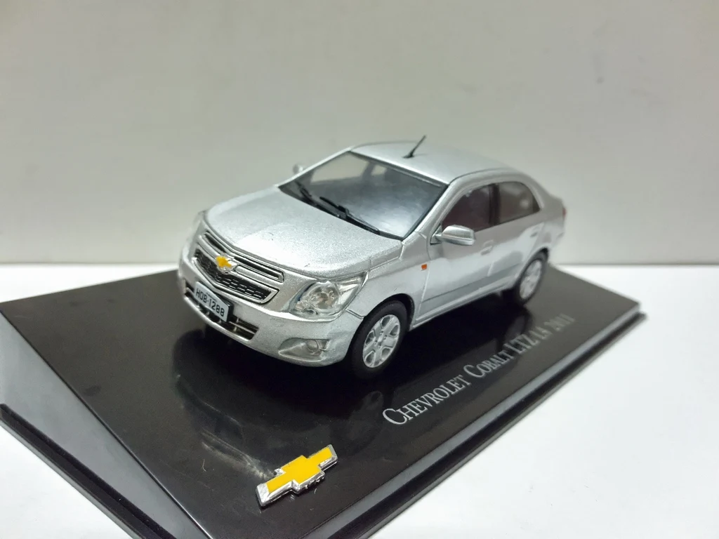 I XO 1:43 CHEVROLET COBALT-LTZ 1.4 2011 alloy car toys for children kids toys Model original box freeshipping
I XO 1:43 CHEVROLET COBALT-LTZ 1.4 2011 alloy car toys for children kids toys Model original box freeshipping