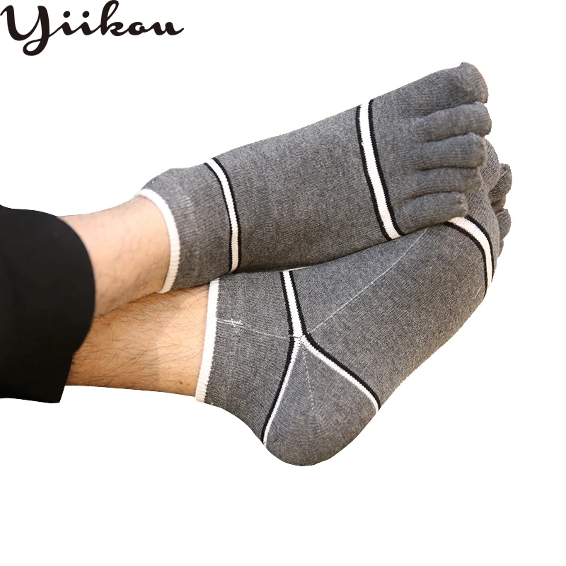 Men's autumn winter knitted cottonfive toe socks split toe male cotton fashion casual socks youth sweat and deodorant socks
Men's autumn winter knitted cottonfive toe socks split toe male cotton fashion casual socks youth sweat and deodorant socks