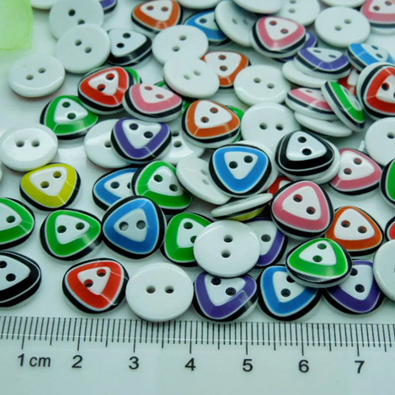 100Pcs Random Mixed Triangle Colours Round Resin Buttons Fit Sewing Scrapbooing DIY Craft 12.5mm
100Pcs Random Mixed Triangle Colours Round Resin Buttons Fit Sewing Scrapbooing DIY Craft 12.5mm