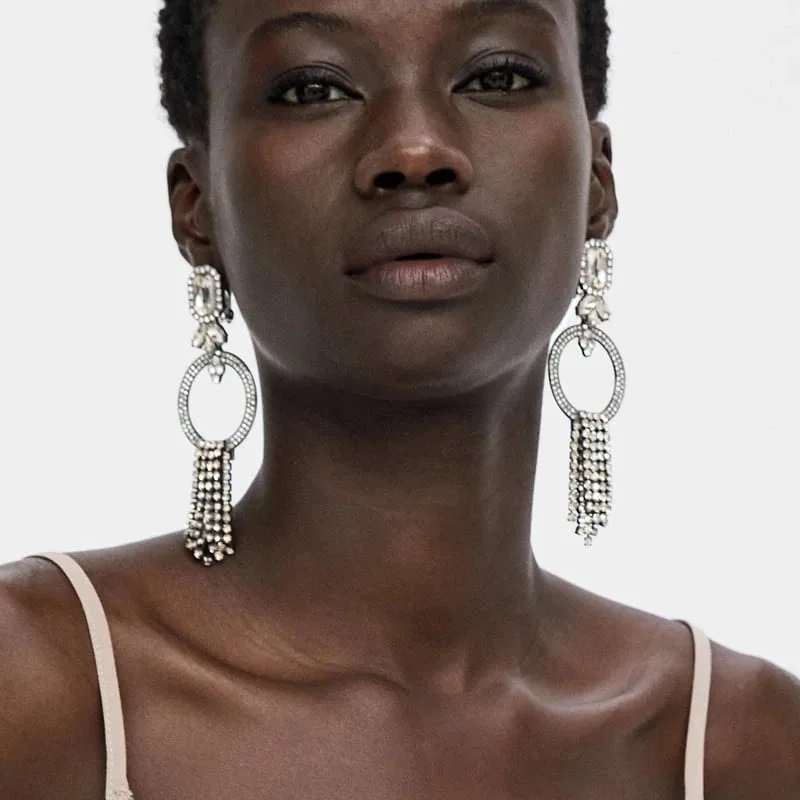 Qiaose Brand New Rhinestone Earrings Bohemian Jewelry Fashion Women Trendy Drop Dangle Earrings Hot Sale Collection Earring
Qiaose Brand New Rhinestone Earrings Bohemian Jewelry Fashion Women Trendy Drop Dangle Earrings Hot Sale Collection Earring