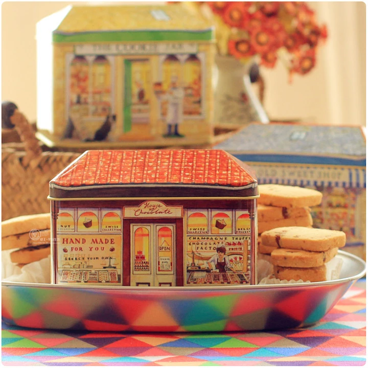 Free Shipping!3pc/lot Handmade Metal Box Bread House design biscuits box Candy case Iron gift box Chocolate Storage Box
Free Shipping!3pc/lot Handmade Metal Box Bread House design biscuits box Candy case Iron gift box Chocolate Storage Box