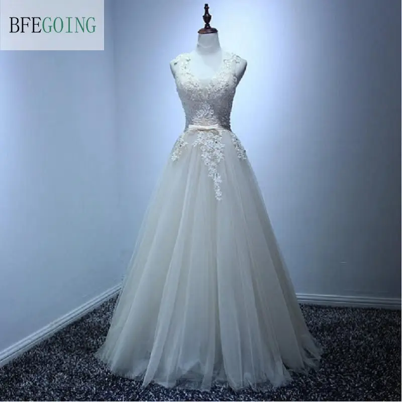 Champagne Sleeveless Lace Evening Party Dress With Beaded/Pearl/Crystal Women Formal Evening Dress Bride Party Custom made
Champagne Sleeveless Lace Evening Party Dress With Beaded/Pearl/Crystal Women Formal Evening Dress Bride Party Custom made