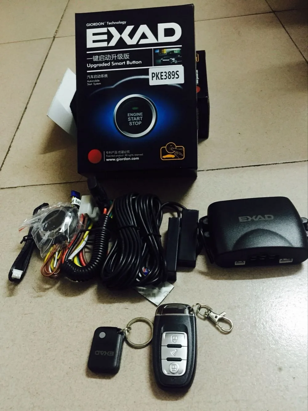 Hot PKE Car Alarm System Auto Keyless Entry Remote Start Smart Sensing 2 Remote Control Central Lock Button Engine Start Stop
Hot PKE Car Alarm System Auto Keyless Entry Remote Start Smart Sensing 2 Remote Control Central Lock Button Engine Start Stop