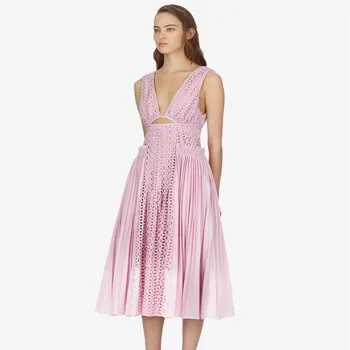 HANZANGL Runway Self Portrait Dress 2019 Summer High-end Women's Sleeveless Vest Sexy deep V Hollow Pleated Casual Lace Dress
HANZANGL Runway Self Portrait Dress 2019 Summer High-end Women's Sleeveless Vest Sexy deep V Hollow Pleated Casual Lace Dress