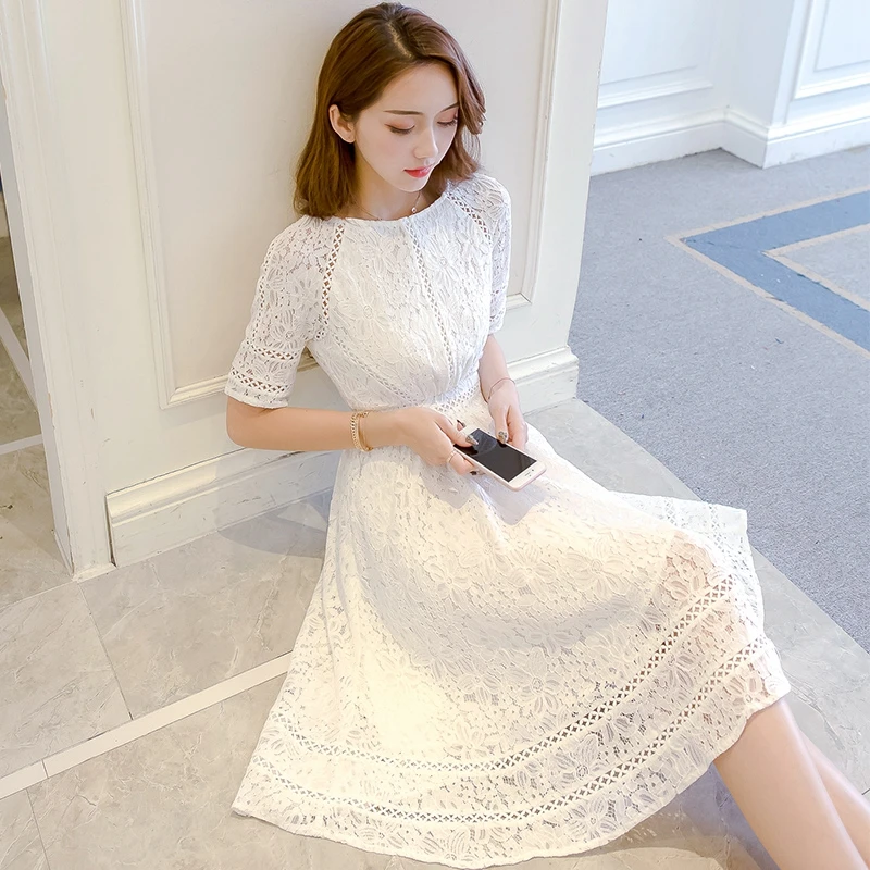 Lace Half Sleeve Retro Summer Flower White Dress Women Hollow Out Knee-Length Slim Elegant Refined Evening Party Dress Vestidos
Lace Half Sleeve Retro Summer Flower White Dress Women Hollow Out Knee-Length Slim Elegant Refined Evening Party Dress Vestidos