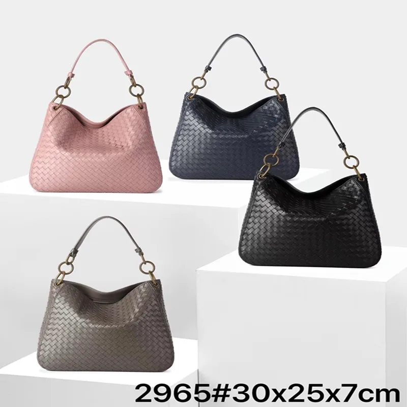 2019 NEW bucket bag Sheepskin leather handbags women bag shoulder bag top-handle bags Weave handbag women sac main femme
2019 NEW bucket bag Sheepskin leather handbags women bag shoulder bag top-handle bags Weave handbag women sac main femme