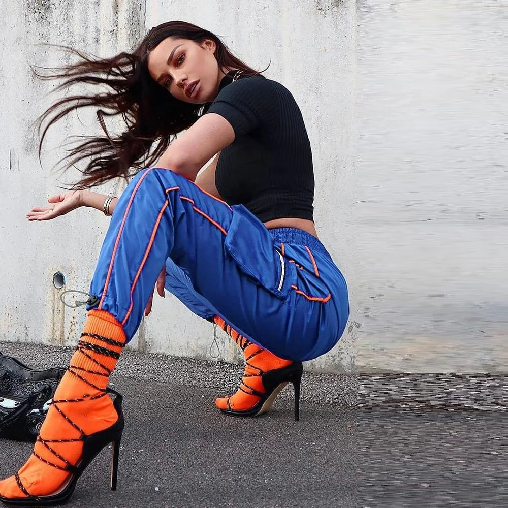 2019 Streetwear Cargo Pants Women Casual Joggers Blue High Waist Loose Female Trousers Korean Style Ladies Pants Capri L201
2019 Streetwear Cargo Pants Women Casual Joggers Blue High Waist Loose Female Trousers Korean Style Ladies Pants Capri L201