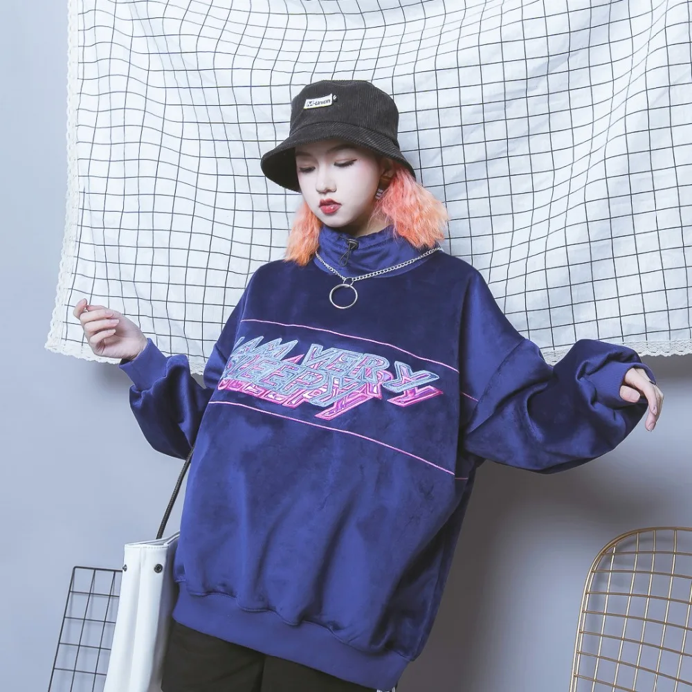Jasmine Street Harajuku letters velvet sleeve head with gradient turtleneck loose thin BF cashmere sweatshirt
Jasmine Street Harajuku letters velvet sleeve head with gradient turtleneck loose thin BF cashmere sweatshirt